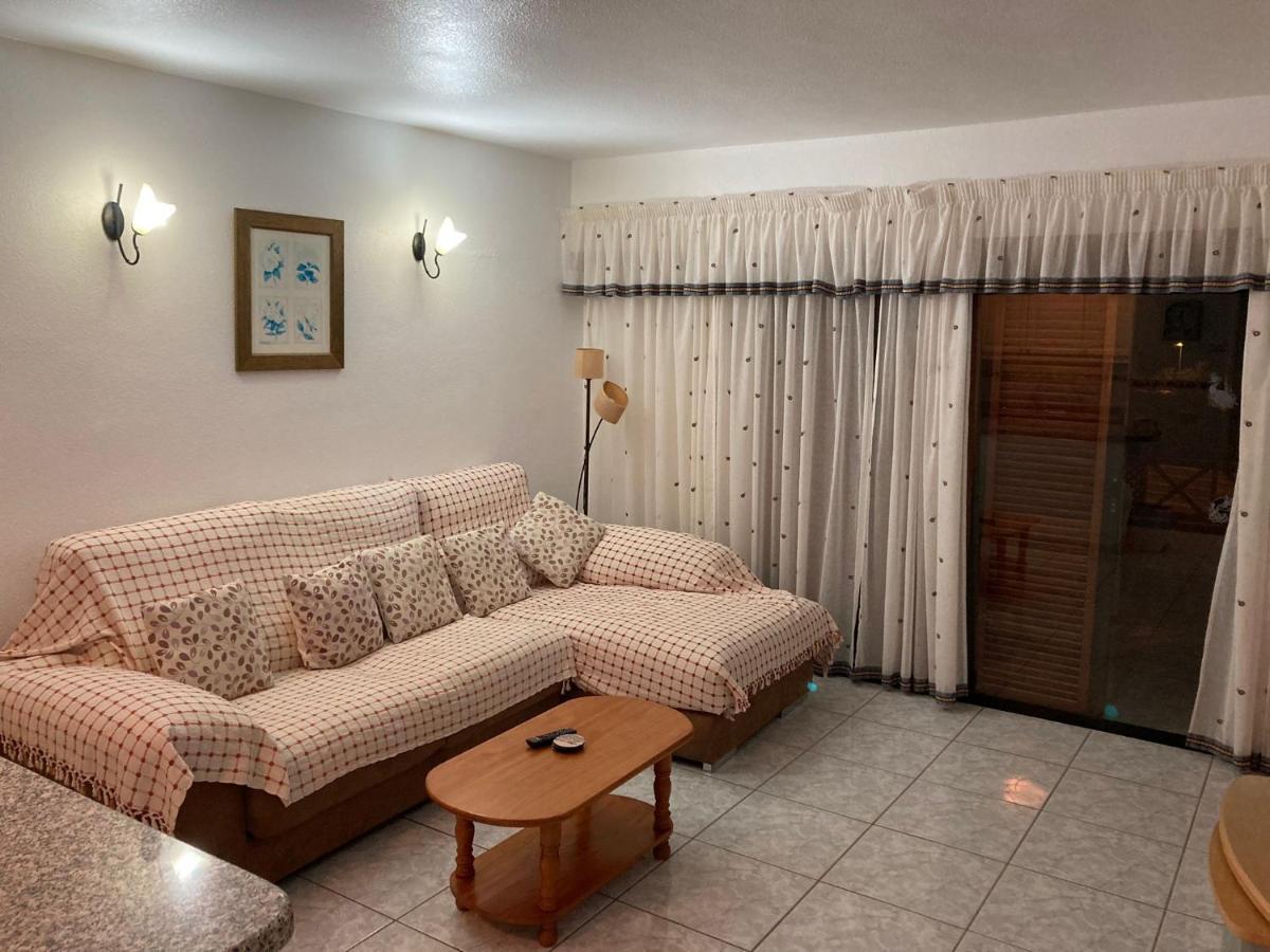 Victoria Court 2, Los Cristianos Guincho  Екстер'єр фото